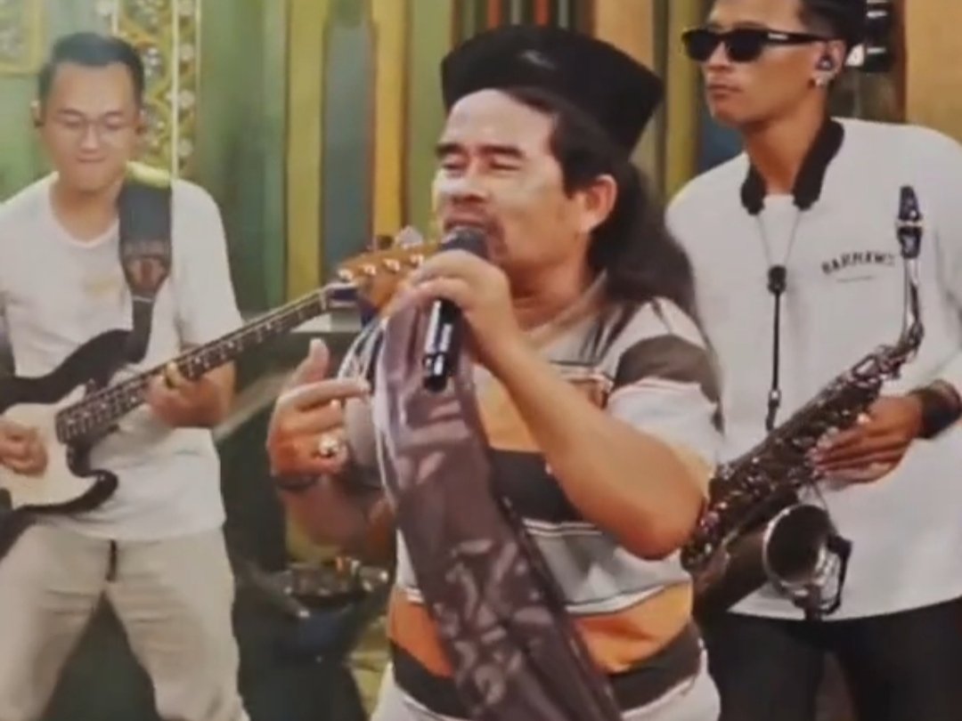 Pengamen Pak Slamet Masuk Trending 2 Youtube, Cover Lagu ‘Tambal Ban’